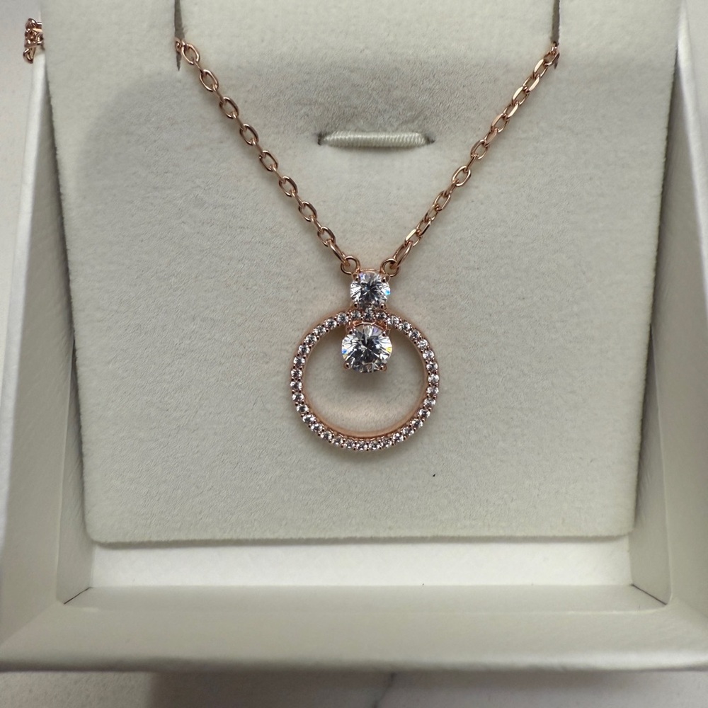Swarovski - Constella Pendant — round cut, rose gold tone plated